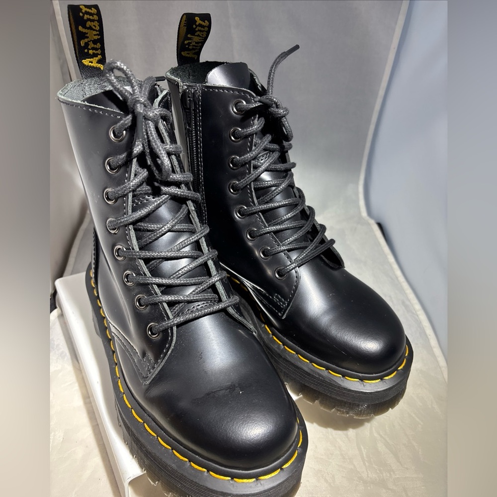 Dr. Martens Black Lace-Up Boots Jadon M5 W6 - Picture 1 of 6